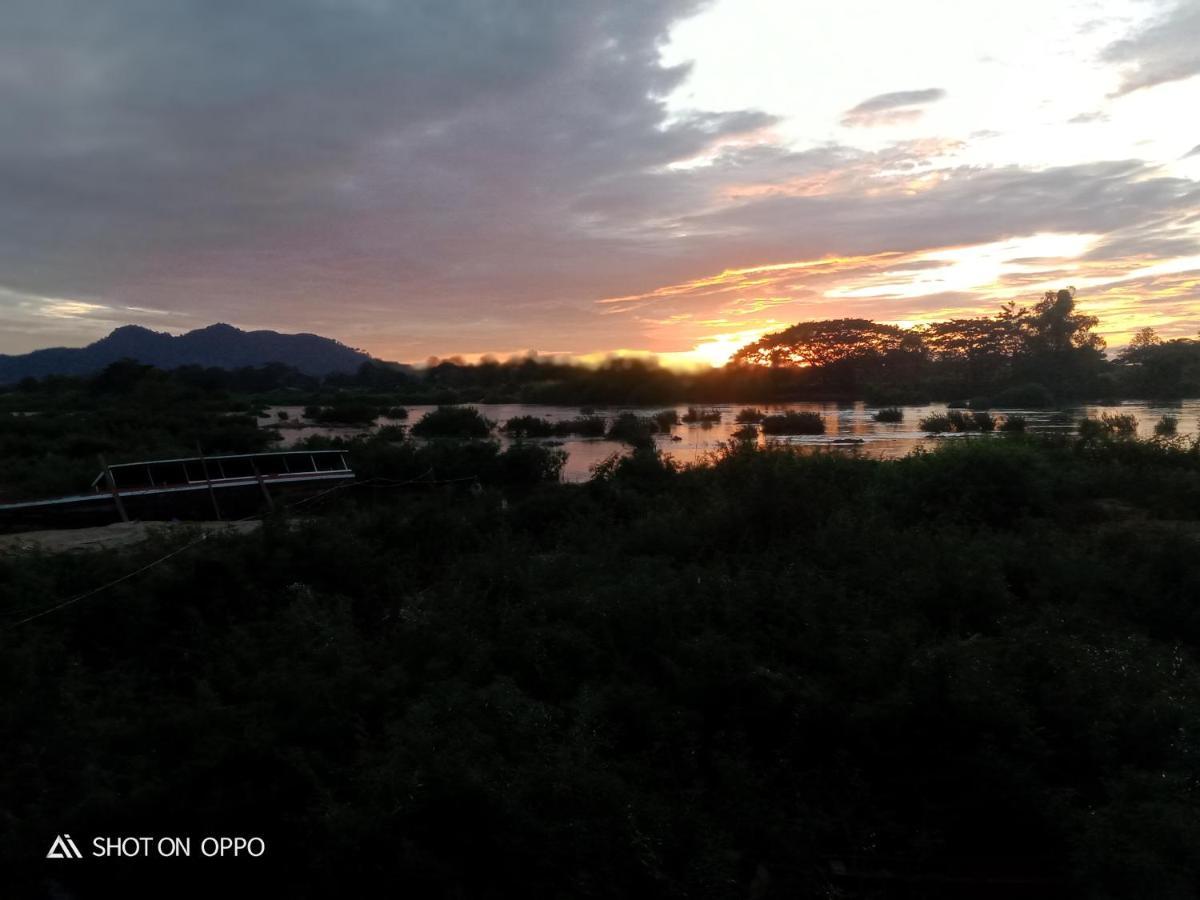 Sompong Sunset View Guest House Don Det Ngoại thất bức ảnh